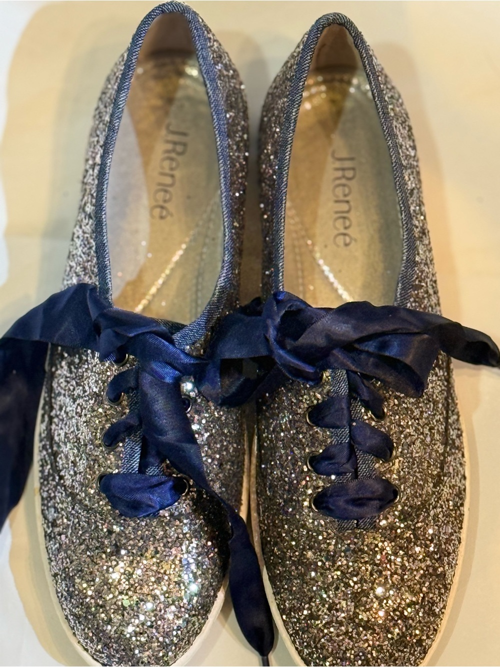 NEW J. Renee Silver Glitter Ballet Flats Women’s Size 9 Sparkly Elegant Shoes